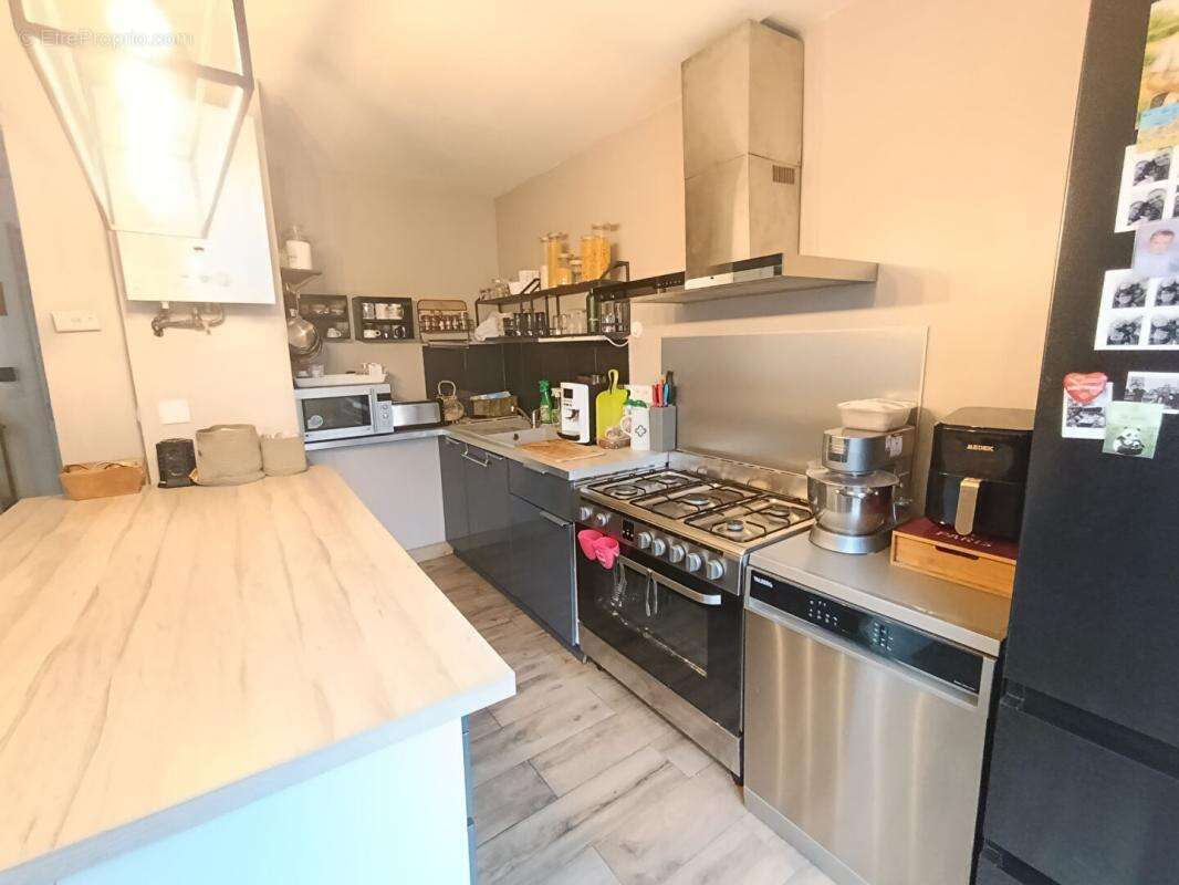 Maison à MOISSY-CRAMAYEL