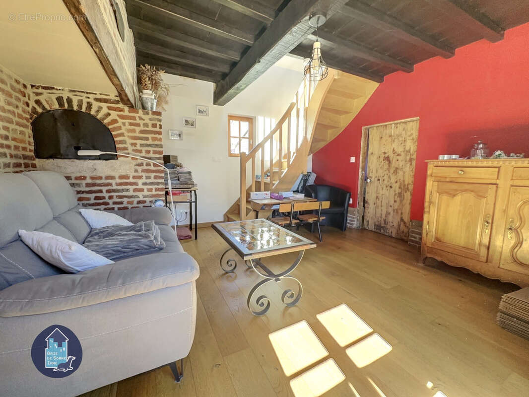 Maison à HAUTVILLERS-OUVILLE