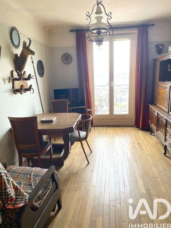 Photo 3 - Appartement à LEVALLOIS-PERRET