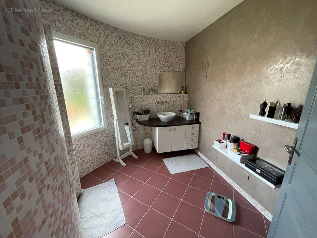 Maison à SAINT-CHRISTOPHE-DU-BOIS