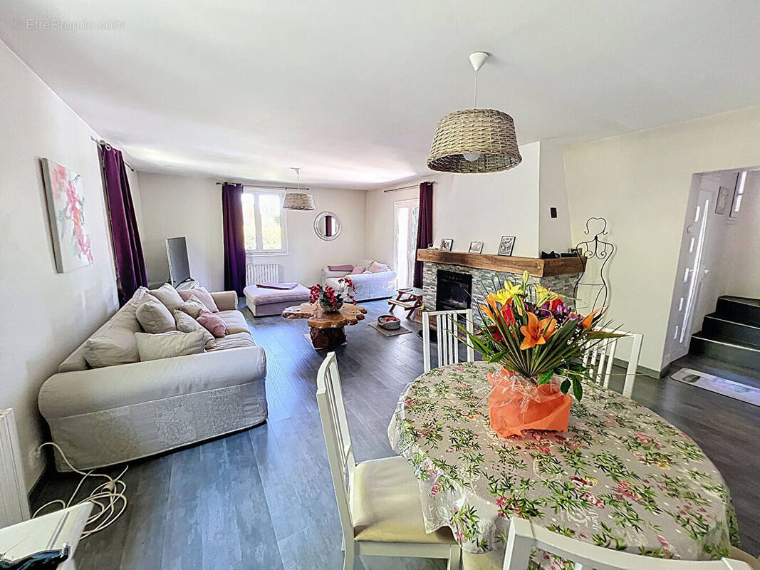 Maison à SAINT-SAVOURNIN