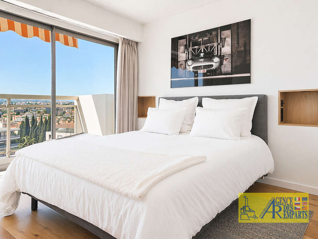 Appartement à LE CANNET