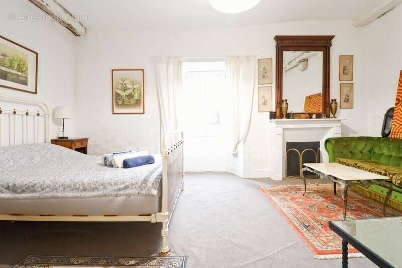 Maison à MAGNAC-LAVAL