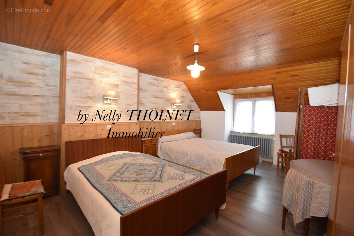 Commerce à PICHERANDE