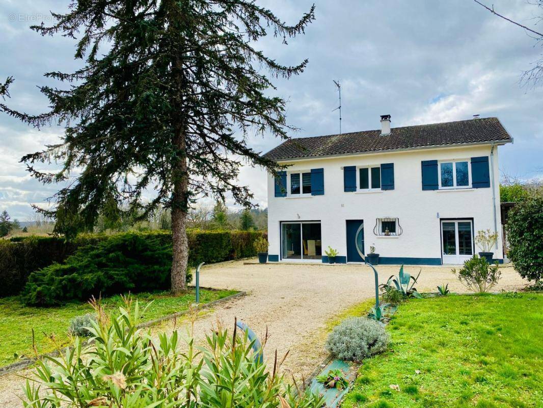 Maison à TRELISSAC