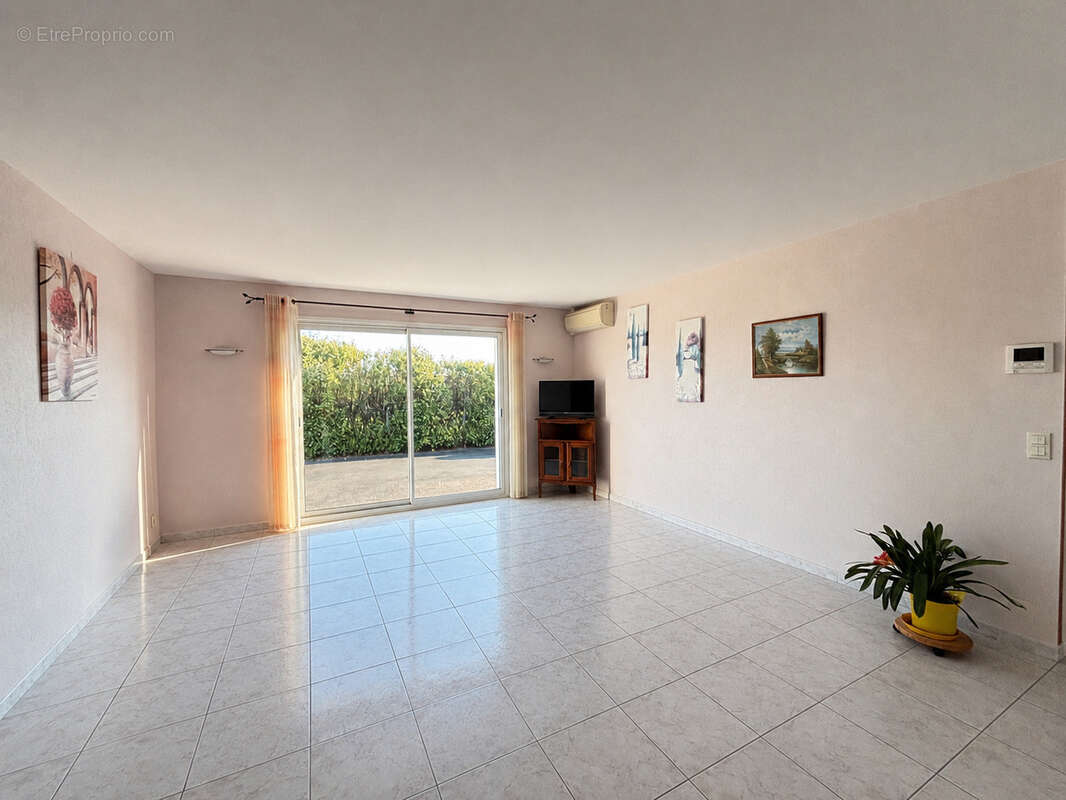 Maison à VIVIERS-LES-MONTAGNES