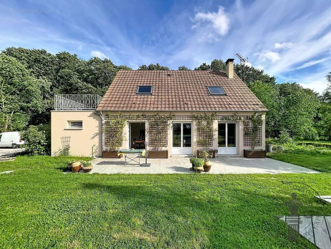 Maison à DOURDAN