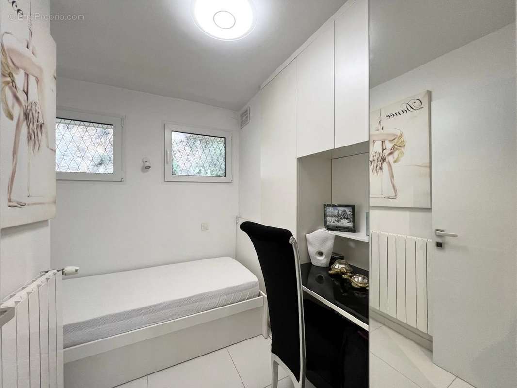 Appartement à ROQUEBRUNE-CAP-MARTIN