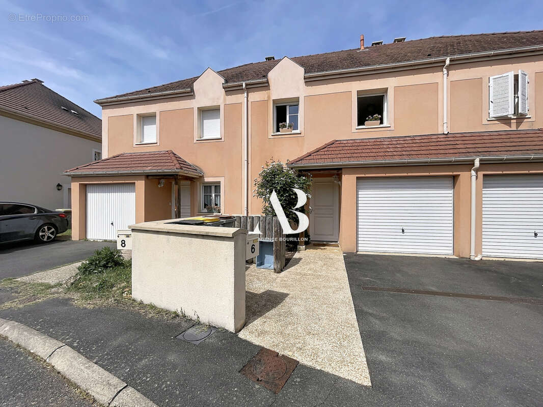 Maison à BOISSISE-LA-BERTRAND