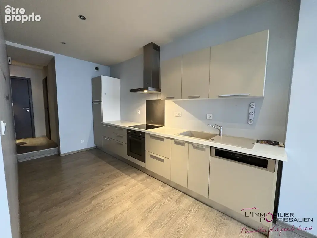 Appartement - t3 - 75m2 - centre ville - photo 8