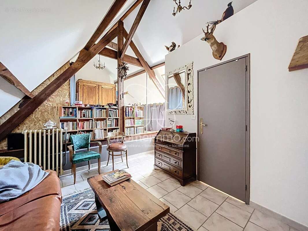 Maison à RAIMBEAUCOURT