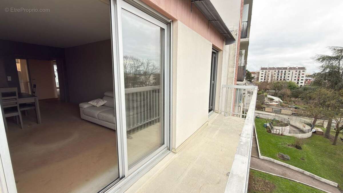 Appartement à FONTENAY-SOUS-BOIS