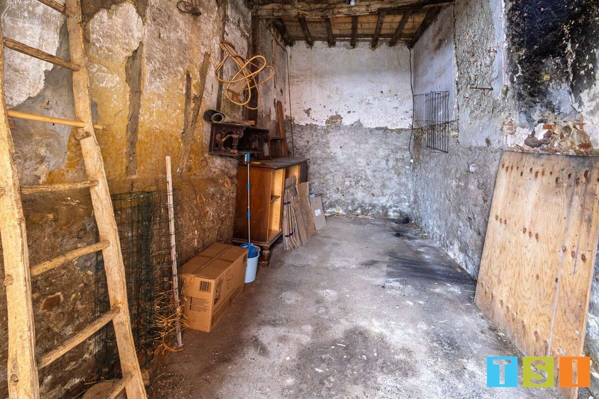 Maison de village avec garage - photo 19