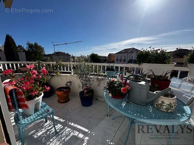 Appartement à CARQUEIRANNE