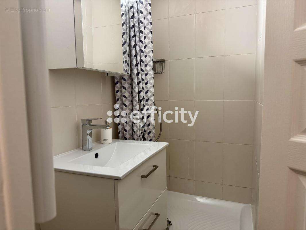 Appartement à PARIS-12E