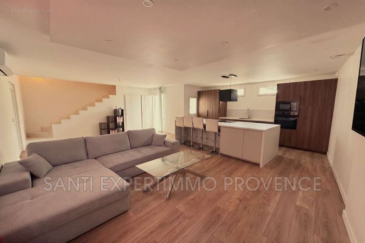 Maison 87 m² à Marseille-16e  - photo 2