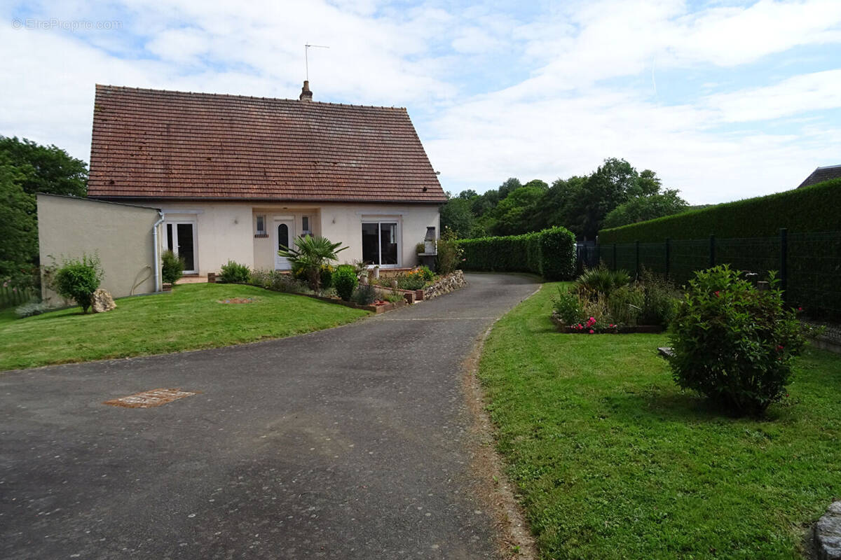 Maison à AUTHON-DU-PERCHE