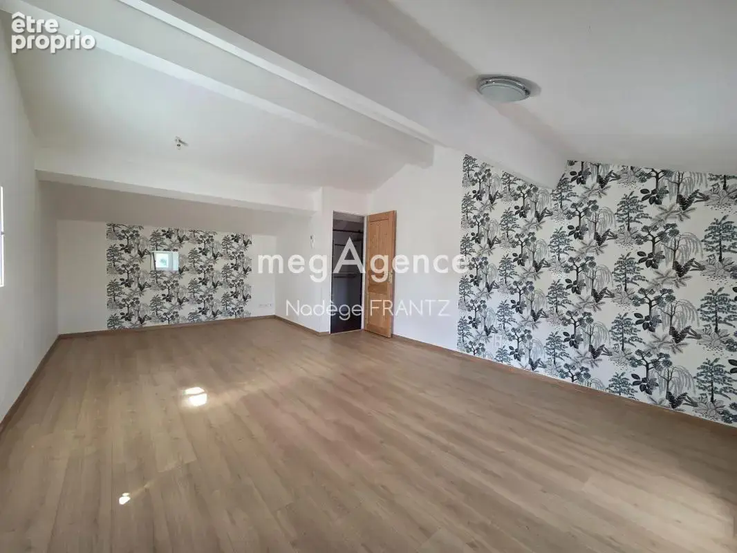 Maison charentaise à Saint-Savinien – Vie de plain-pied, 3 chambres, bureau, terrasse bois et garage rénové - photo 14