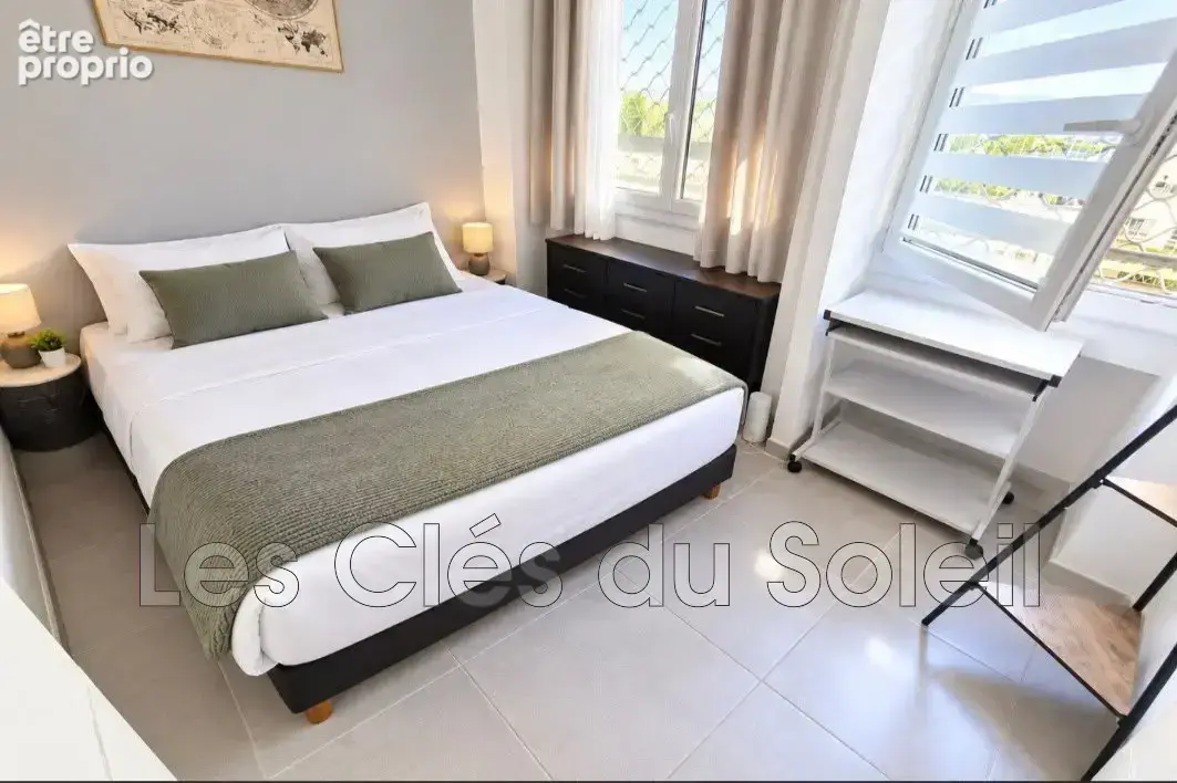 Appartement 6 pièces 97 m² à vendre à Toulon (83000) - photo 3