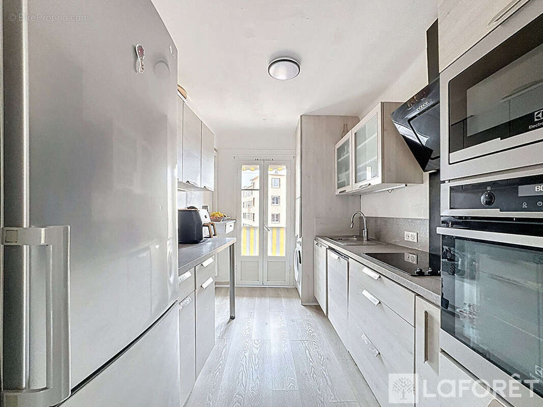 Appartement à ROQUEBRUNE-CAP-MARTIN