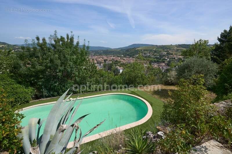 Limoux (11300) – maison d’architecte – 5 pièces – vue panoramique – piscine – garage – grand terrain clôturé - photo 15