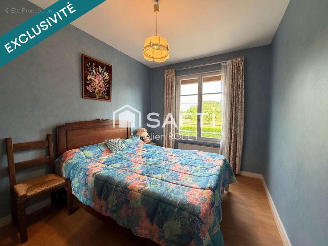 Maison 92 m² à Vatan  - photo 9