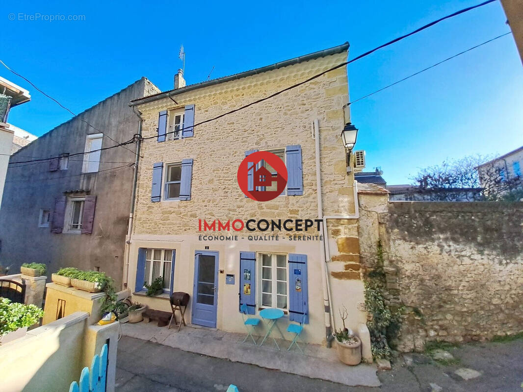 Maison à ROQUEMAURE