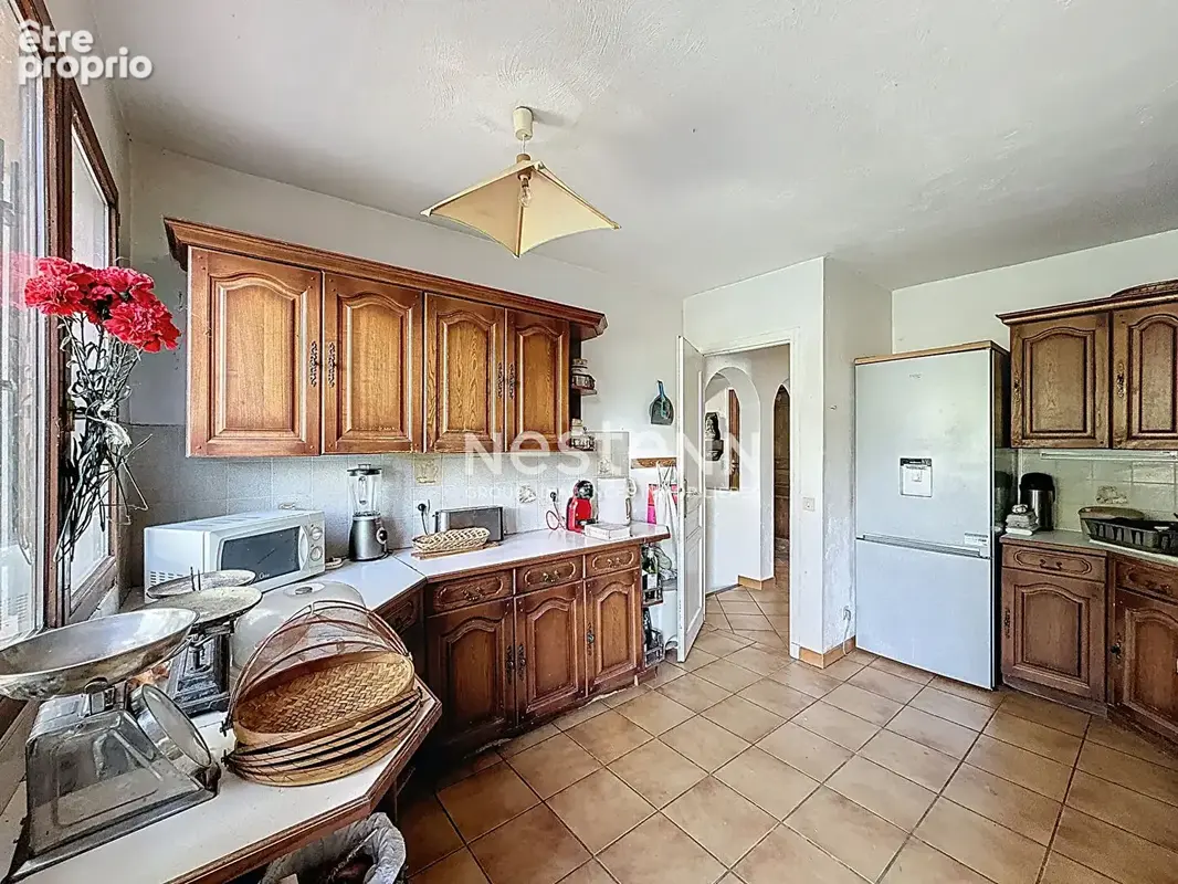 A VENDRE -Maison Le Cannet Des Maures 6 pièces 156 m2-Terrain 3580m2- Piscine,Carport,sous-sol - photo 7