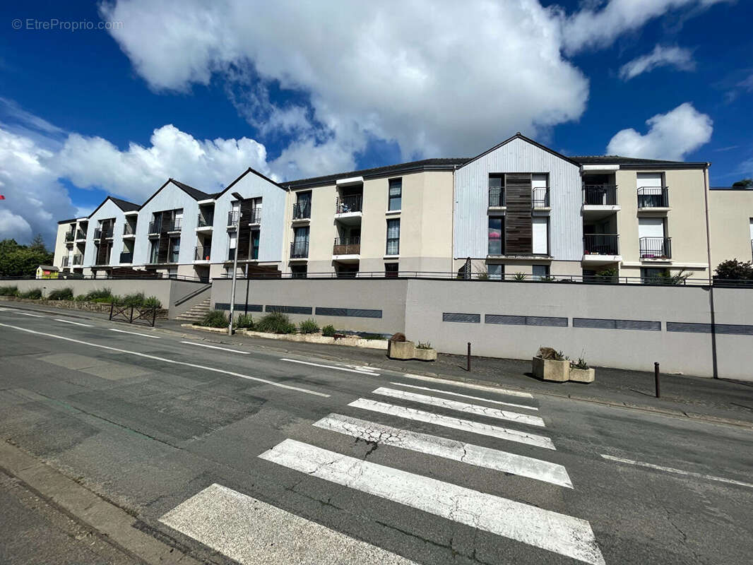 Appartement à LA MEZIERE