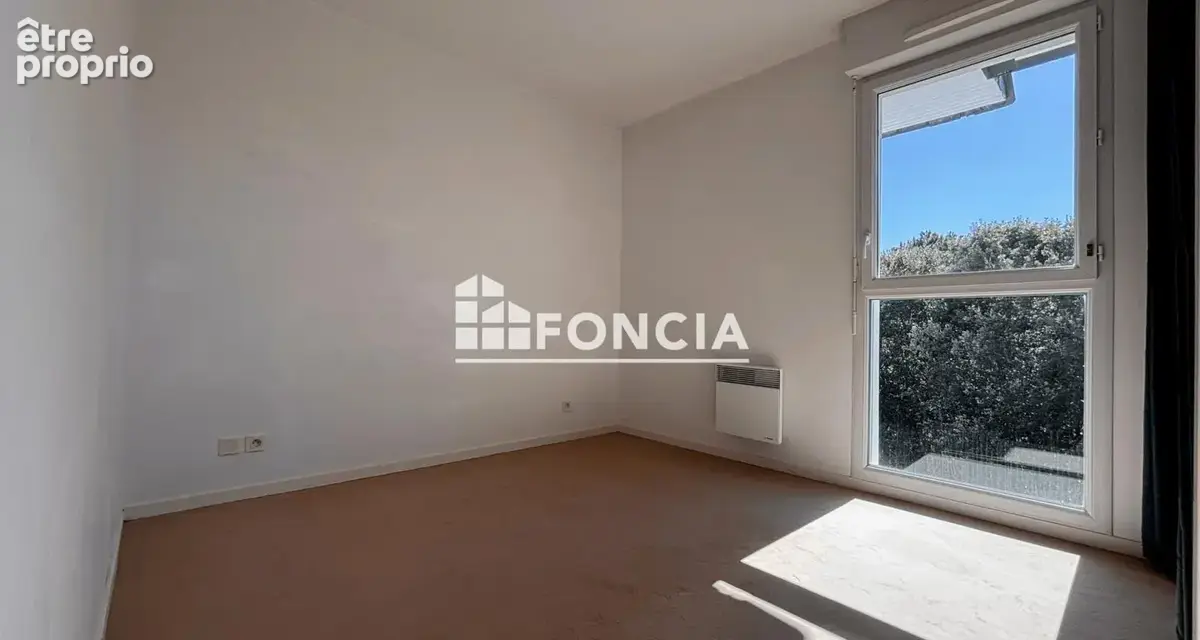 T2 avec balcon et 2 parkings - photo 5