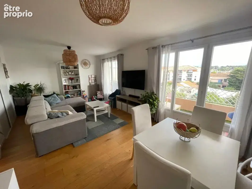 Photo Appartement à La Seyne-Sur-Mer au prix de 270 000€