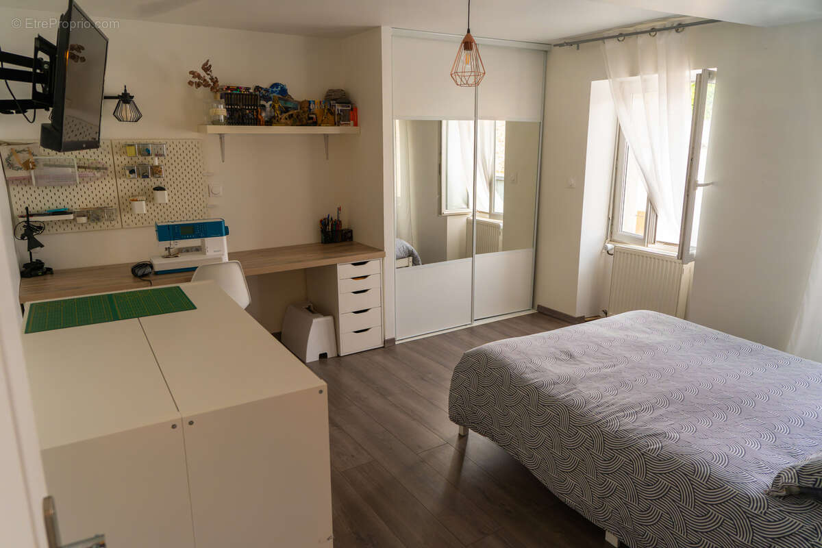 Superbe maion de 145m2 à Lezoux ( 63190) - photo 8