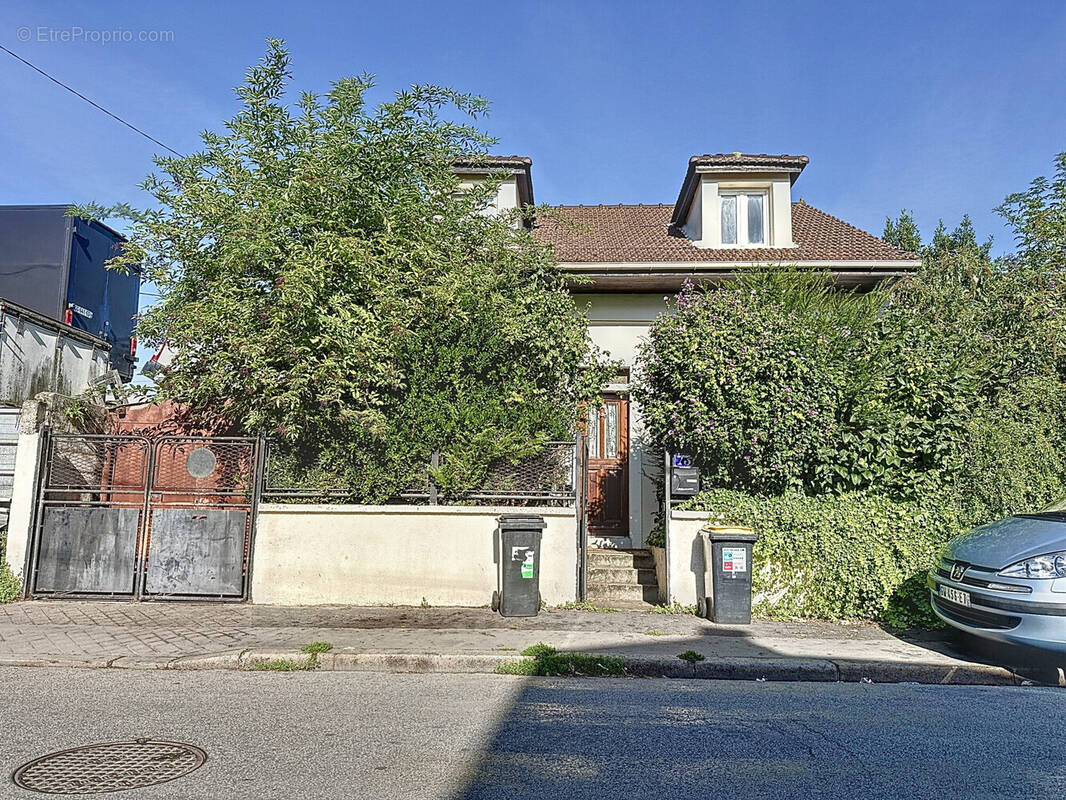 Maison à SAINT-DENIS