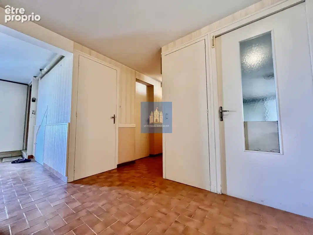 Loudun  (86) Maison familiale lumineuse 6 CH avec atelier et RDJ PMR - photo 9