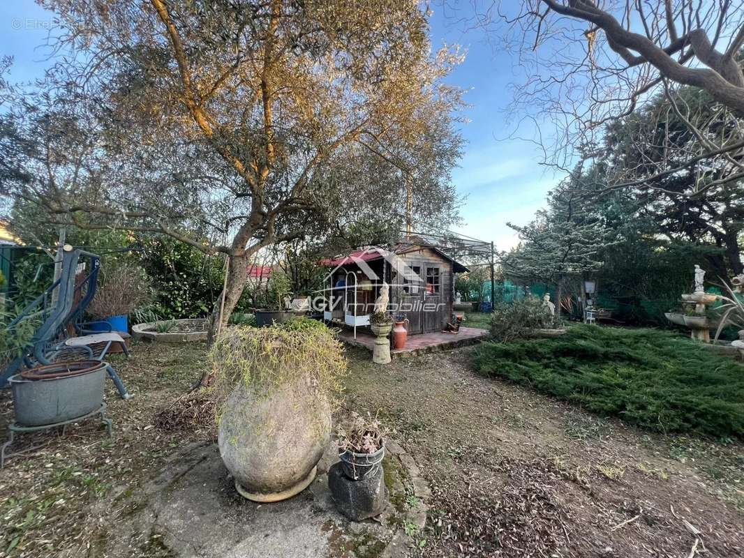 Maison à SAINT-JULIEN-DE-CASSAGNAS