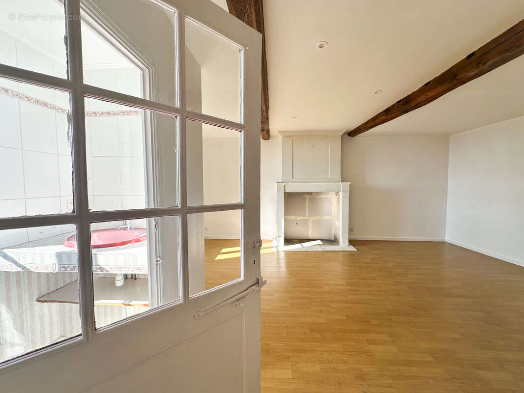 Maison à CHAMPAGNOLLES