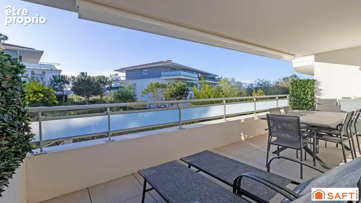 Photo 1 - Appartement à PUGET-SUR-ARGENS
