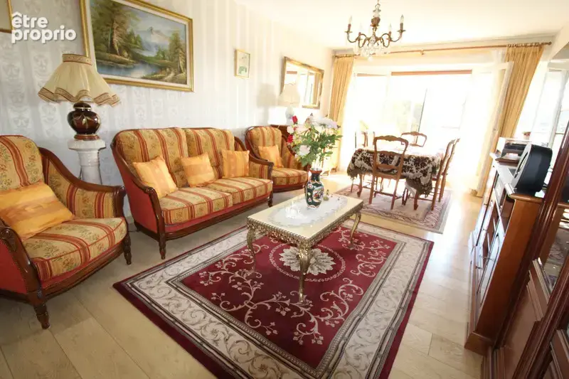 Appartement avec ASCENCEUR à vendre avec 3 CHAMBRES et 5 pièces LA ROCHE SUR YON (85) - photo 40