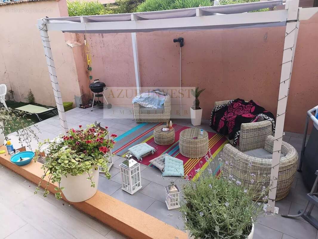 Appartement à ROQUEBRUNE-CAP-MARTIN