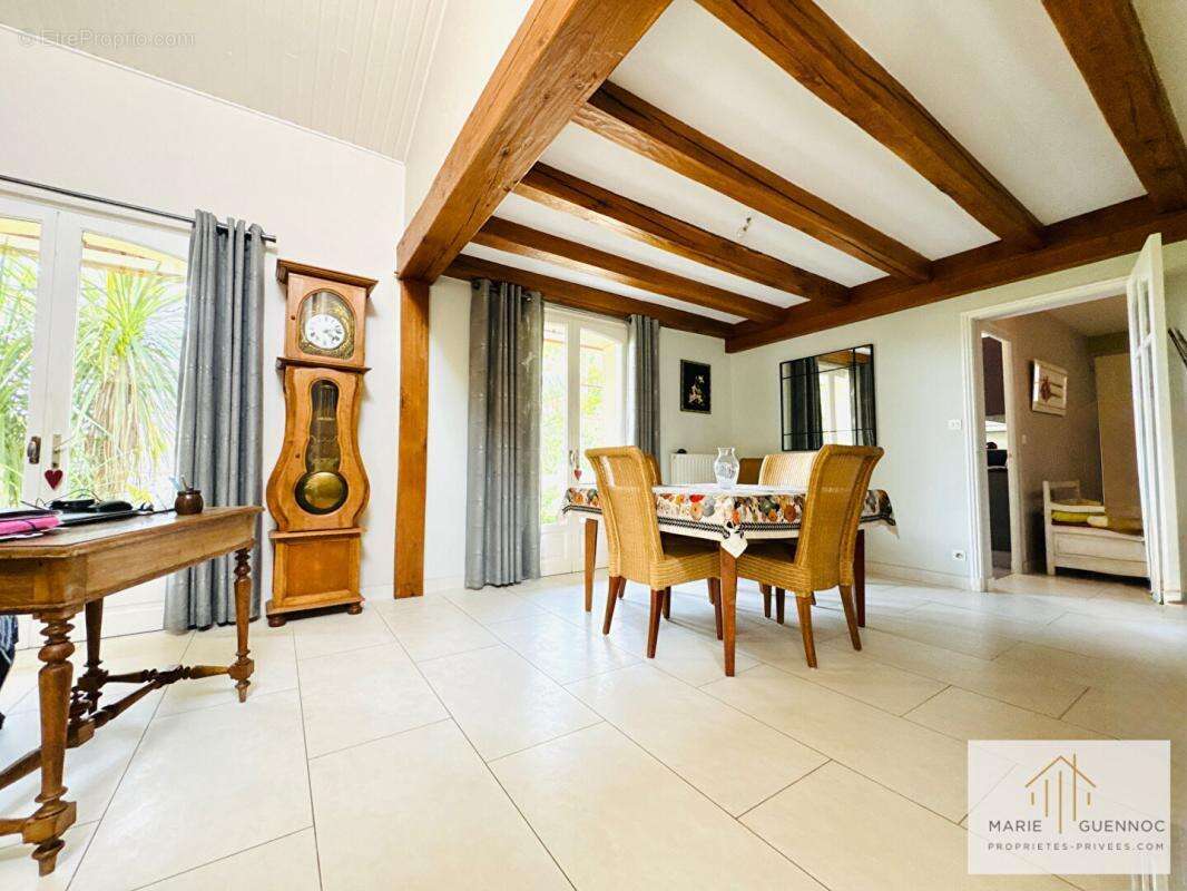 Maison familiale 146m2 6 pièces Basse-Goulaine - photo 3