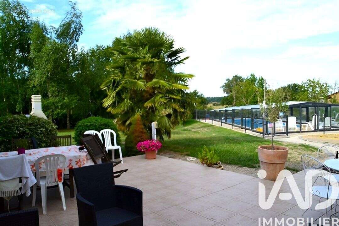Maison 171 m² à Chatillon-Sur-Broue  - photo 5