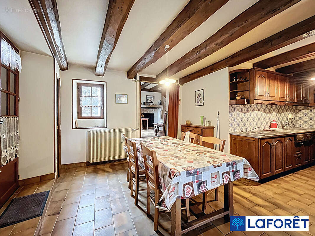 Maison Courlon  5 pièce(s) 147.55 m2 - photo 4