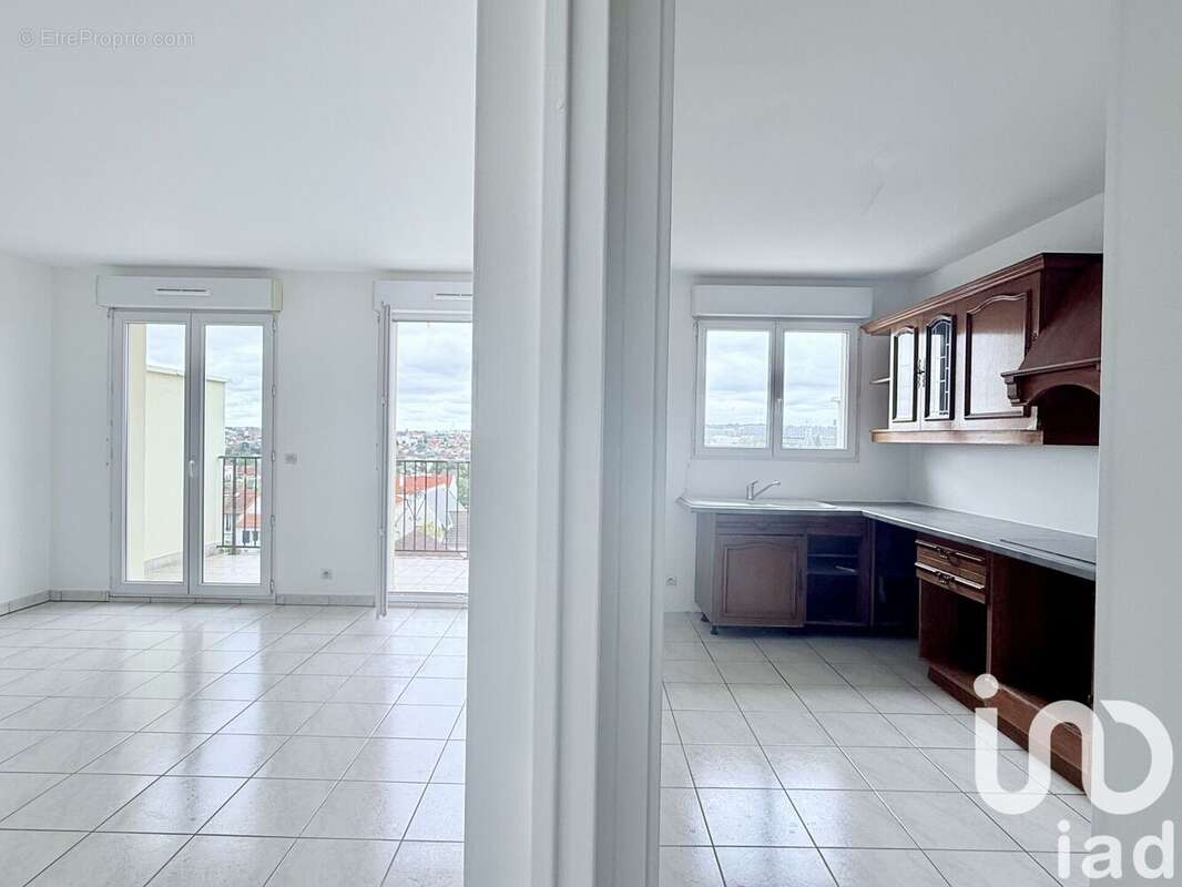 Photo 3 - Appartement à NEUILLY-PLAISANCE