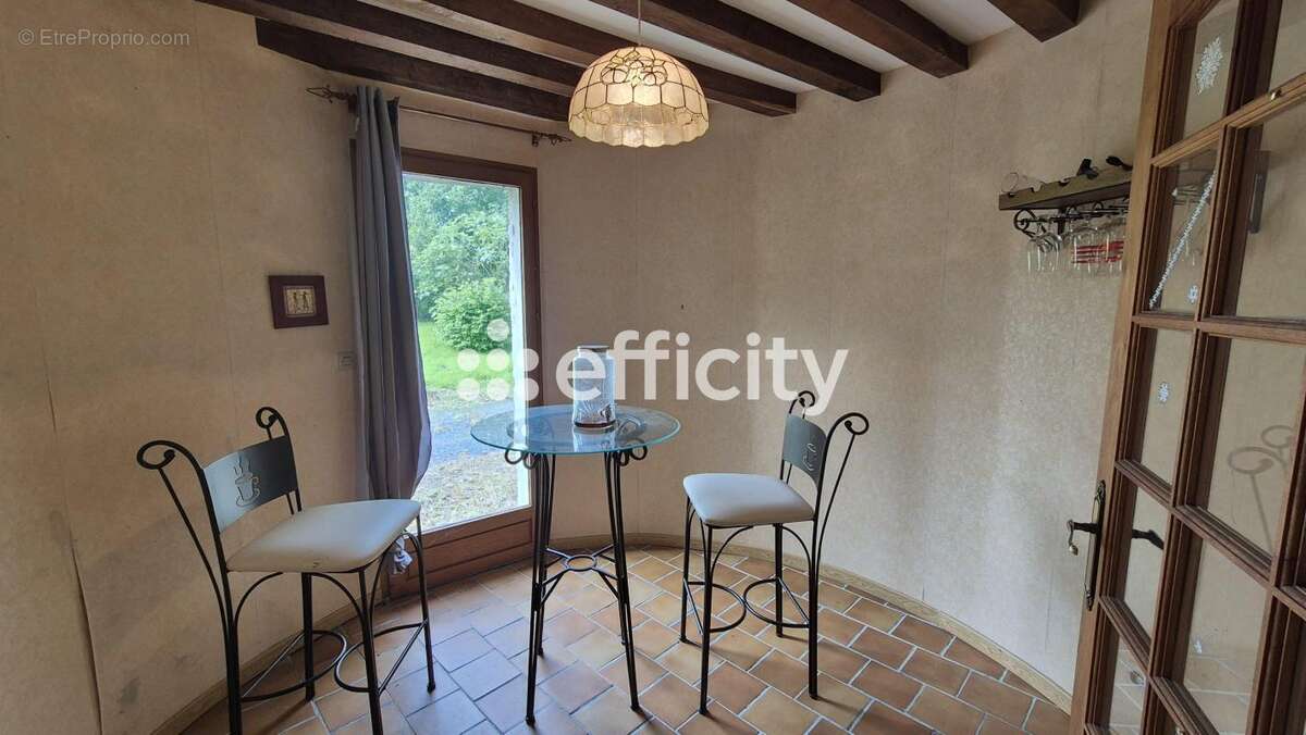 Maison 207 m² à Mandeville-En-Bessin  - photo 16