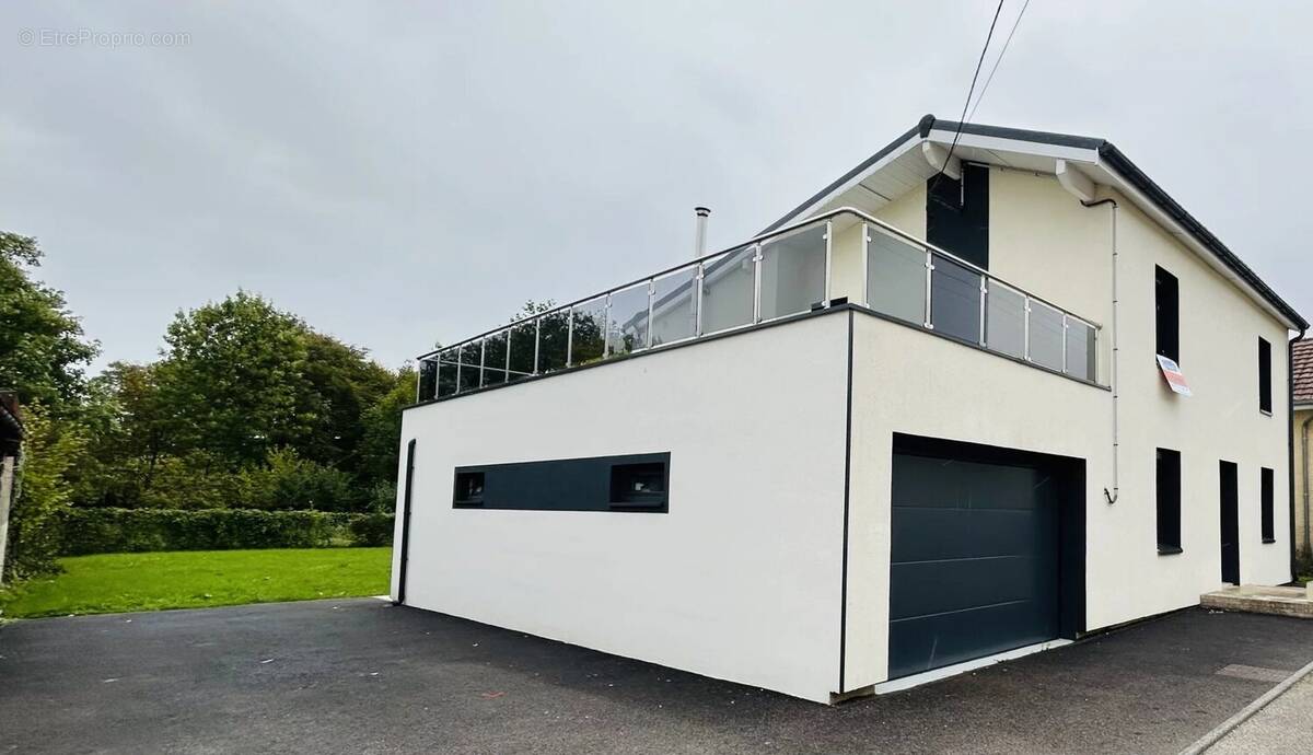 Maison à AUDINCOURT