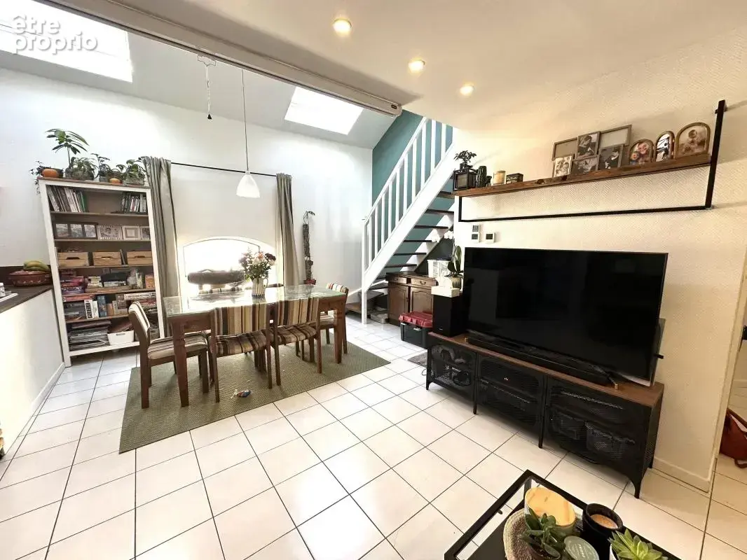 Mulhouse – place franklin – loft duplex 73 m² – 2 chambres – 135 000 € - photo 4