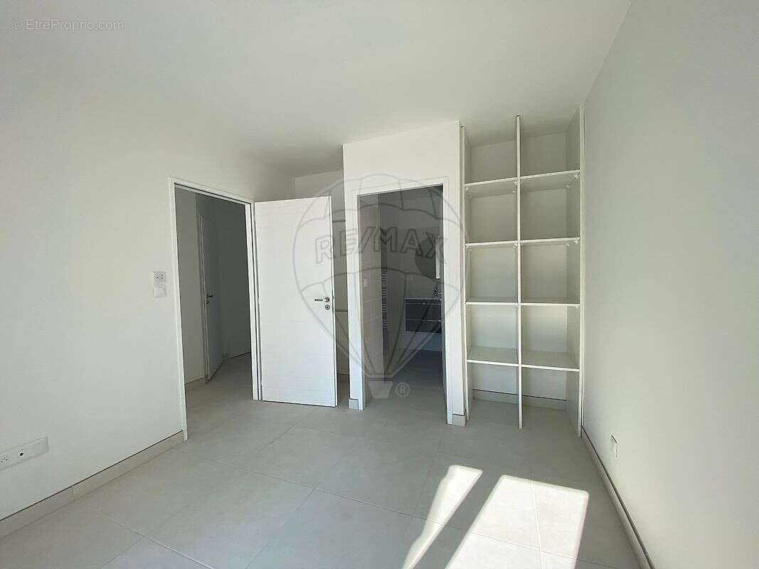 Maison à VAUX-SUR-MER