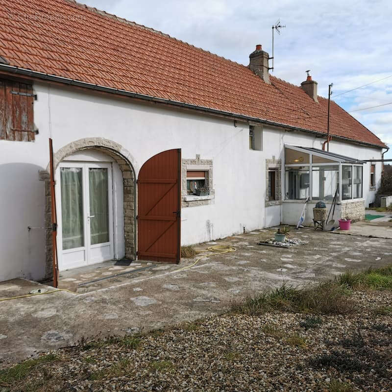 Maison à SAINT-EUSEBE