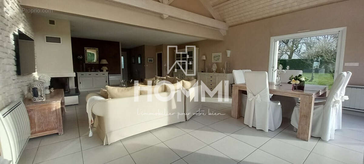 Maison à SAINT-MARS-DU-DESERT