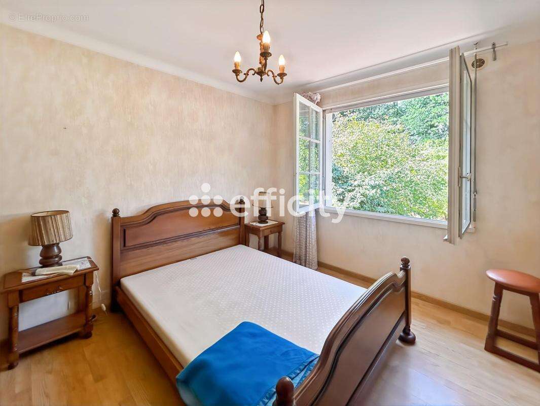 Maison 167 m² à Challans  - photo 10